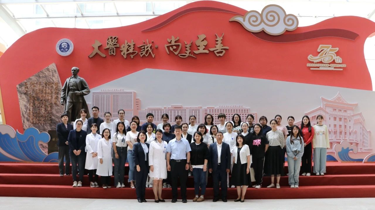 bc18afc13d84e144a1219fd8d042f290.jpg