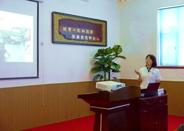 献礼建党百年|不忘医者初心,走好新时代长征路——吉大一院ICU教工党支部开展主题党日活动(图4) 献礼建党百年|不忘医者初心,走好新时代长征路——吉大一院ICU教工党支部开展主题党日活动(图4)