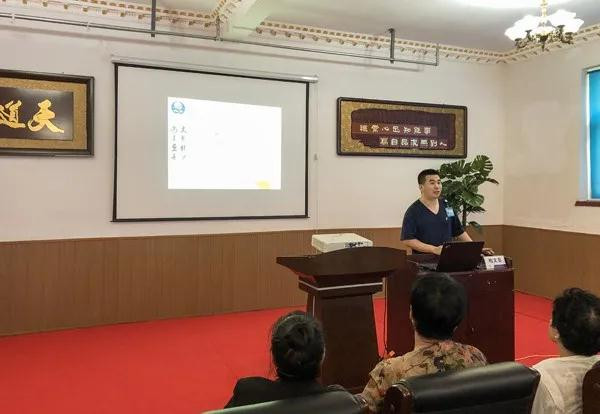 献礼建党百年|不忘医者初心,走好新时代长征路——吉大一院ICU教工党支部开展主题党日活动(图7) 献礼建党百年|不忘医者初心,走好新时代长征路——吉大一院ICU教工党支部开展主题党日活动(图7)